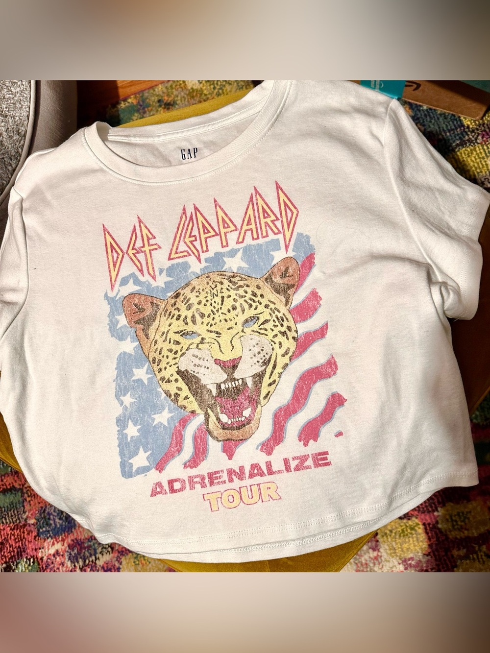 GAP Def Leppard Adrenalize Tour Women's White Baby Tee Cropped Size XL Like New